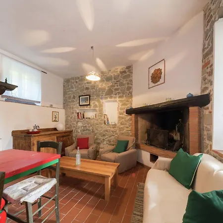 Lovely With Private Pool Horská chata San Marcello Pistoiese